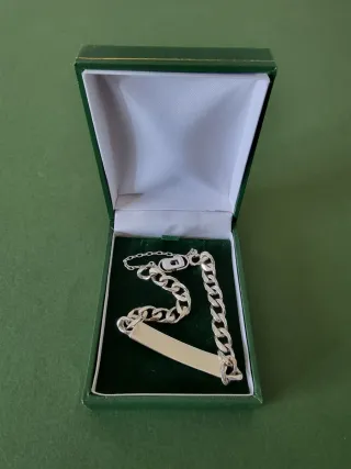 Esclava Plata Ley Antigua