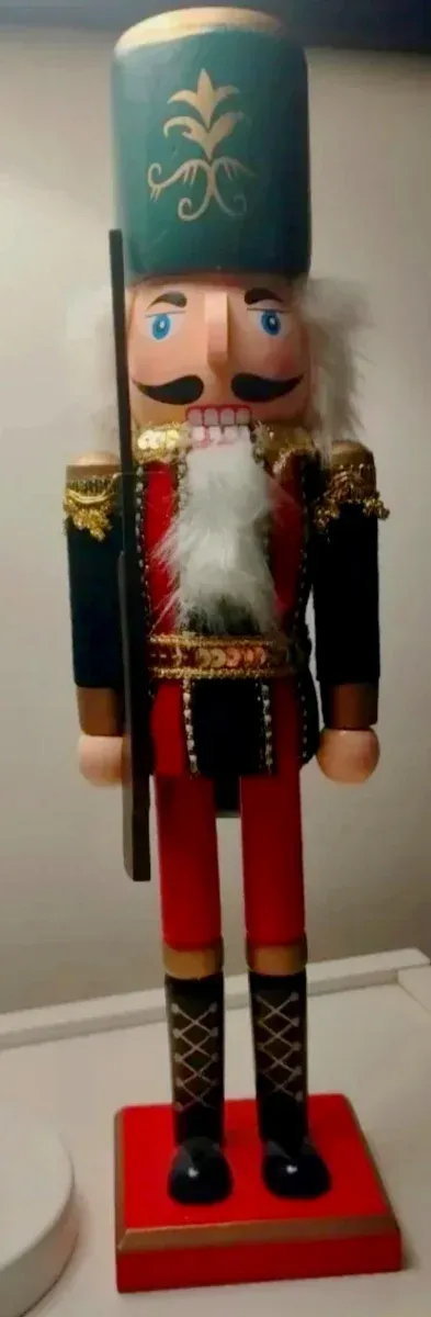 PRECIOSO !Cascanueces grande de madera