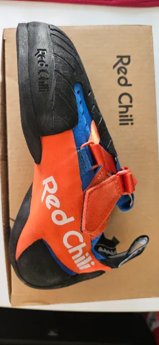 Pies de gato Red Chili Talla 38