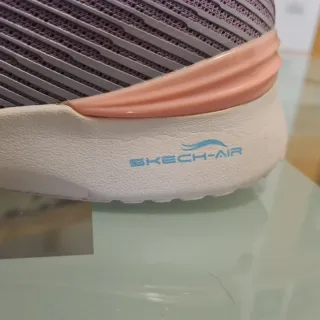 Zapatillas Skechers Moradas y Rosas