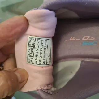 Zapatillas Skechers Moradas y Rosas