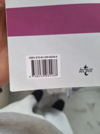 Derecho de obligaciones y contratos en general:...