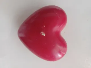 Candela a Forma di Cuore Rosso