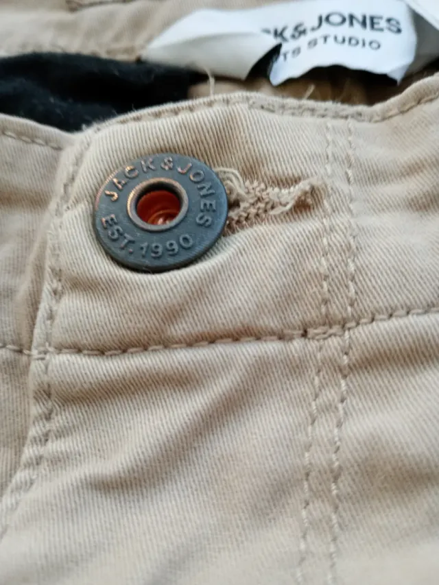 Pantalones cargo beige