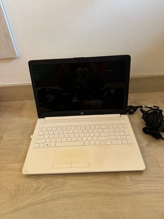 Portátil HP 15-db0007ns Blanco