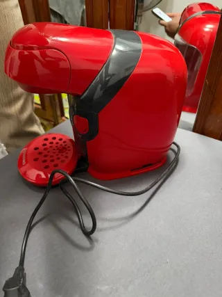 Cafetera Tassimo Bosch Roja