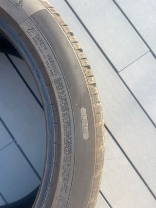 2 Neumáticos Continental V-XL, Invierno