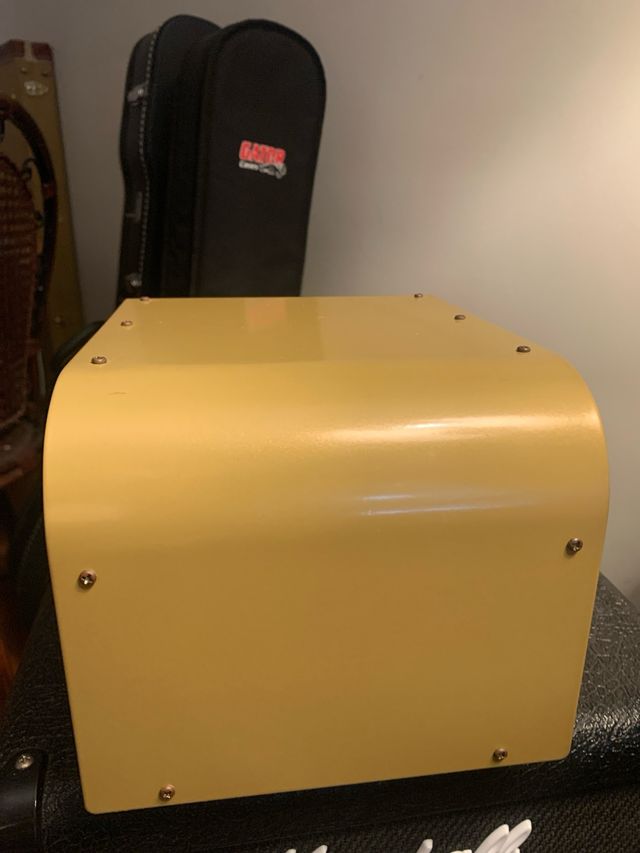 Amplificador Fender Greta Rojo/Dorado