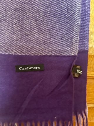 Bufanda cuadros cachemira morado y blanco