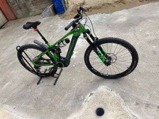 Bicicleta eléctrica Mondraker verde