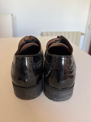 Zapatos Oxford Negros Charol