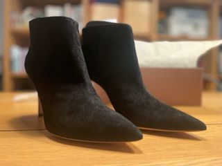 Botines Gianvito Rossi de ante negros t. 41.5