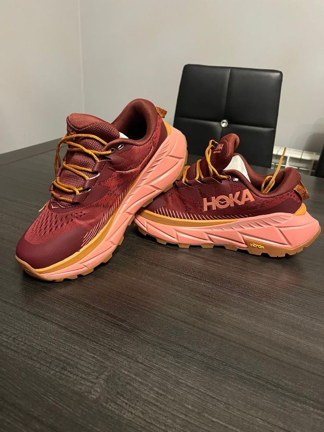 Hoka Talla 40 Rojo/Rosa