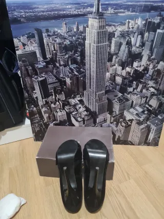 Zapatos de tacón negros