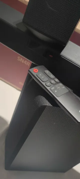 Barra de Sonido LG SN4R 4.1 Bluetooth.