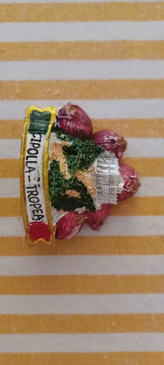 Calamita Souvenir Tropea Cipolla Rossa