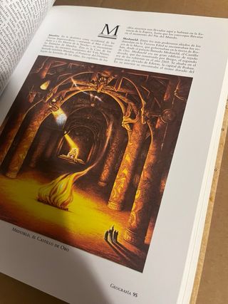 Enciclopedia ilustrada y lote de libros Tolkien