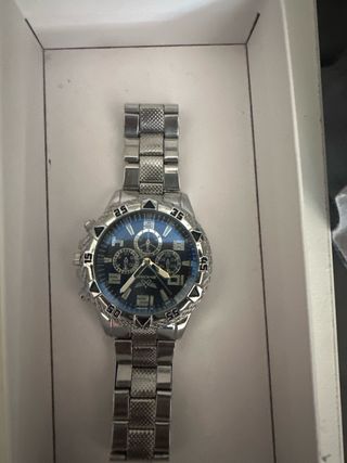 Reloj Azul y Plateado