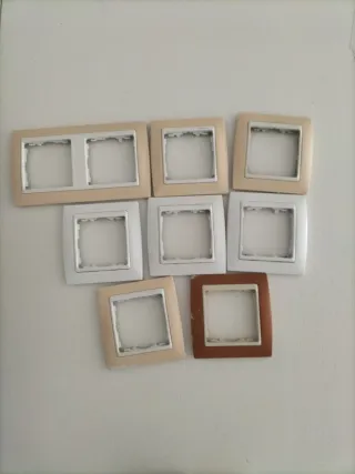 Marcos Simon para enchufes y mecanismos