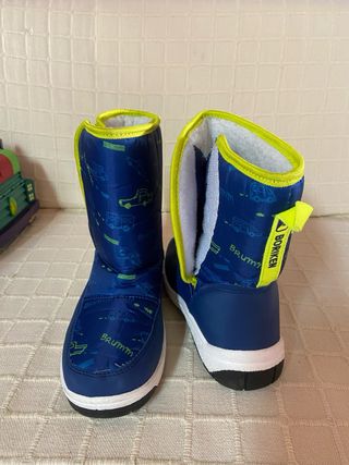Botas de nieve infantiles talla 35. Un solo uso .