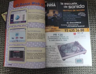 3 Revistas Deejay año 1998