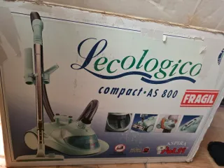 Aspiradora verde vintage