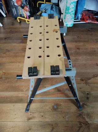 Mesa de trabajo ajustable