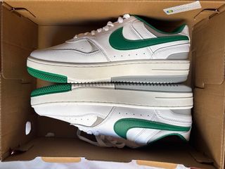Zapatillas Nike Blancas y Verdes Acepto ofertas