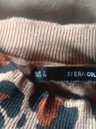 Camiseta de punto con estampado de leopardo