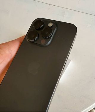 iPhone 15 Pro Nero
