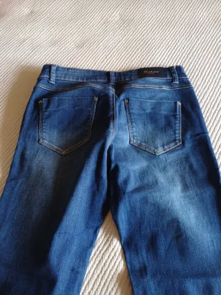 Pantalón vaquero elástico