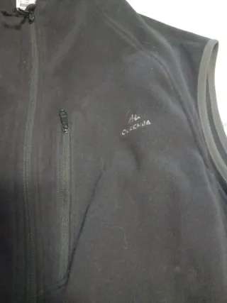 Gilet pile grigio Quechua