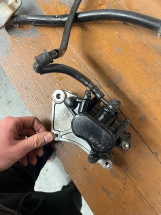 Freno trasero completo VFR750 RC36