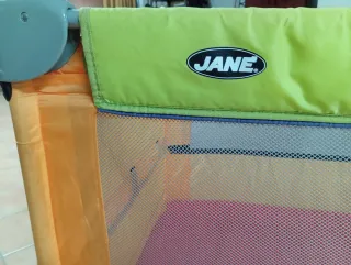 Cuna de viaje Jané con colchón