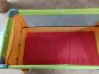 Cuna de viaje Jané con colchón