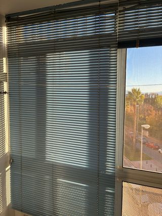 Persiane veneziane blu in alluminio