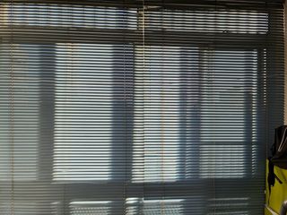 Persiane veneziane blu in alluminio