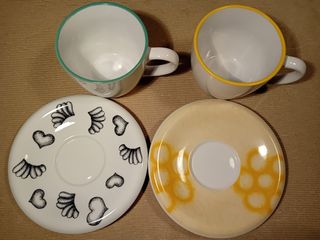 Tazze The/Latte anonime 2 e 2 Piattini Thun