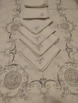 Tovaglia lino rettangolare ricamata a mano da 12