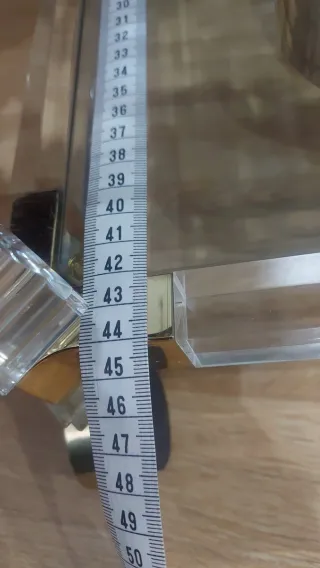 Mesa auxiliar metacrilato y cristal