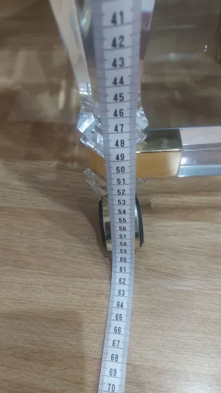 Mesa auxiliar metacrilato y cristal