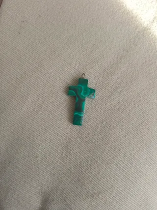 Colgante Cruz Malquita