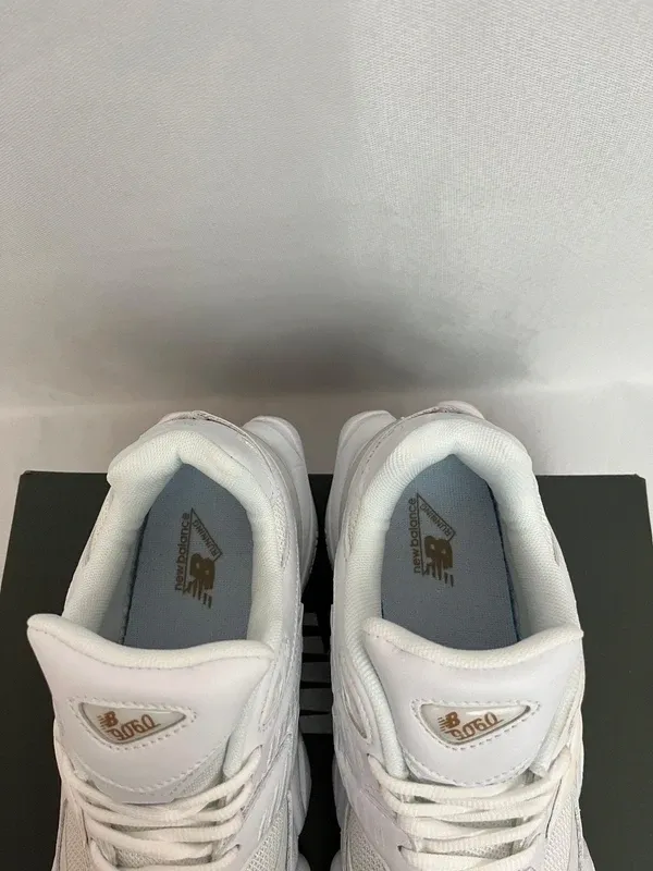 Néw Bálance 9060 Blanco Talla 36-40