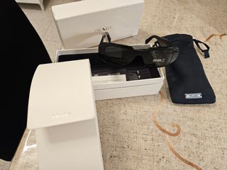 Occhiali da sole Prada Unisex Neri