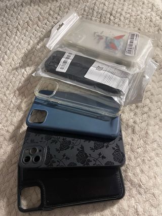 iPhone 11 Pro Max 64GB Dorado+6 fundas