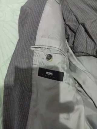 Traje Hugo Boss Gris Rayas