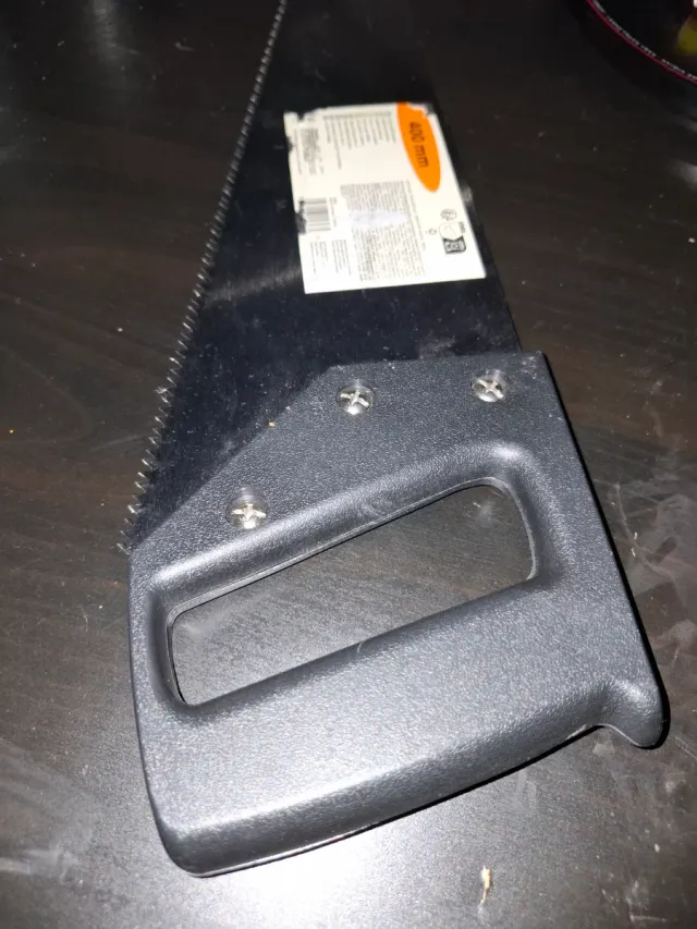 Sierra de ferretería