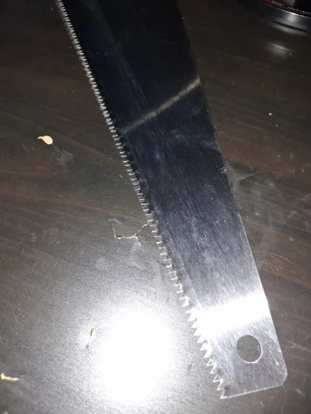 Sierra de ferretería