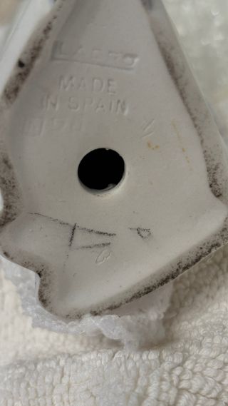 Figura Lladró niño bostezando