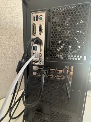 PC Gaming+Monitor 144hz+teclado newskill